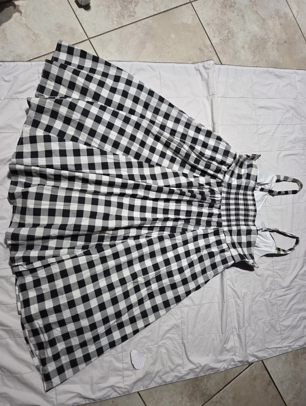Retro Chic Black and White Gingham Smocked Sundress - Picture 6 of 12